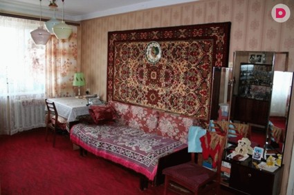 Фото ковров в интерьере в стиле СССР