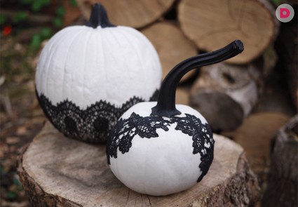Тыква на Хэллоуин:  украшаем французским кружевом