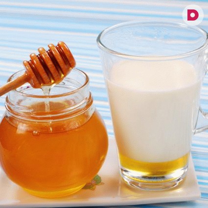 Молоко, желатин и мед – идеальная смесь для ухода за кожей лица
