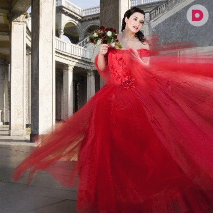 Новый тренд свадебной моды - красное платье для невесты