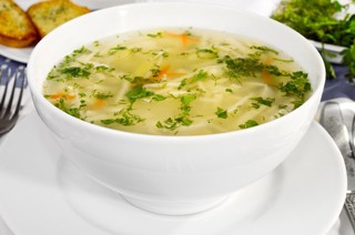 Легкий вермишелевый суп на скорую руку для студентов
