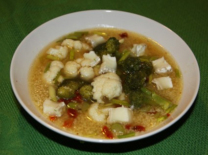 Овощной суп с кускусом за 10 минут
