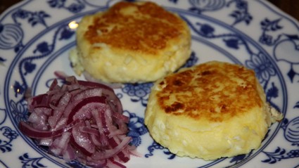 Япингачос, или картофельные котлеты с сыром